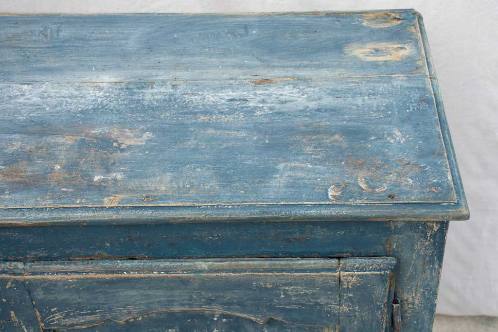 Louis XV buffet with navy blue patina