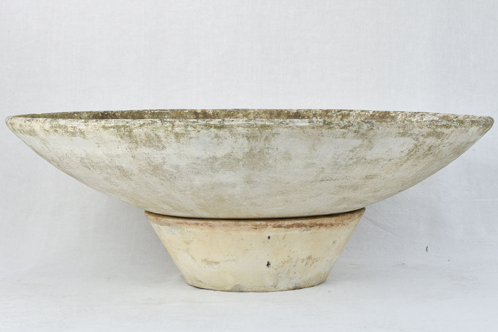 Very large Willy Guhl flying saucer planter 47¼"