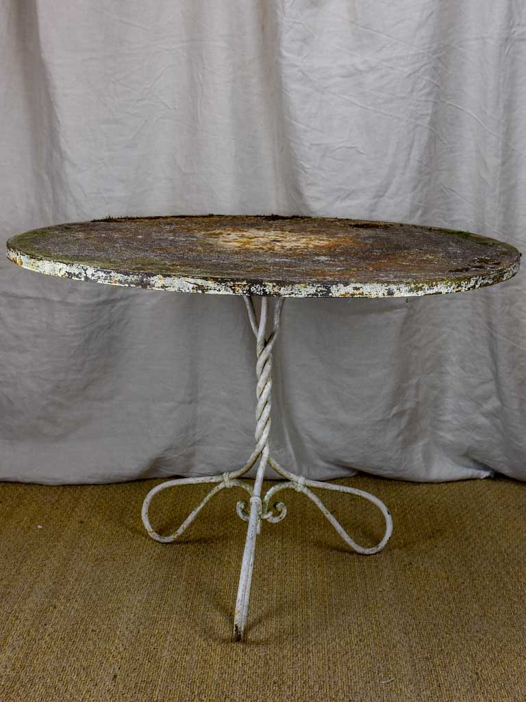 Round antique French garden table