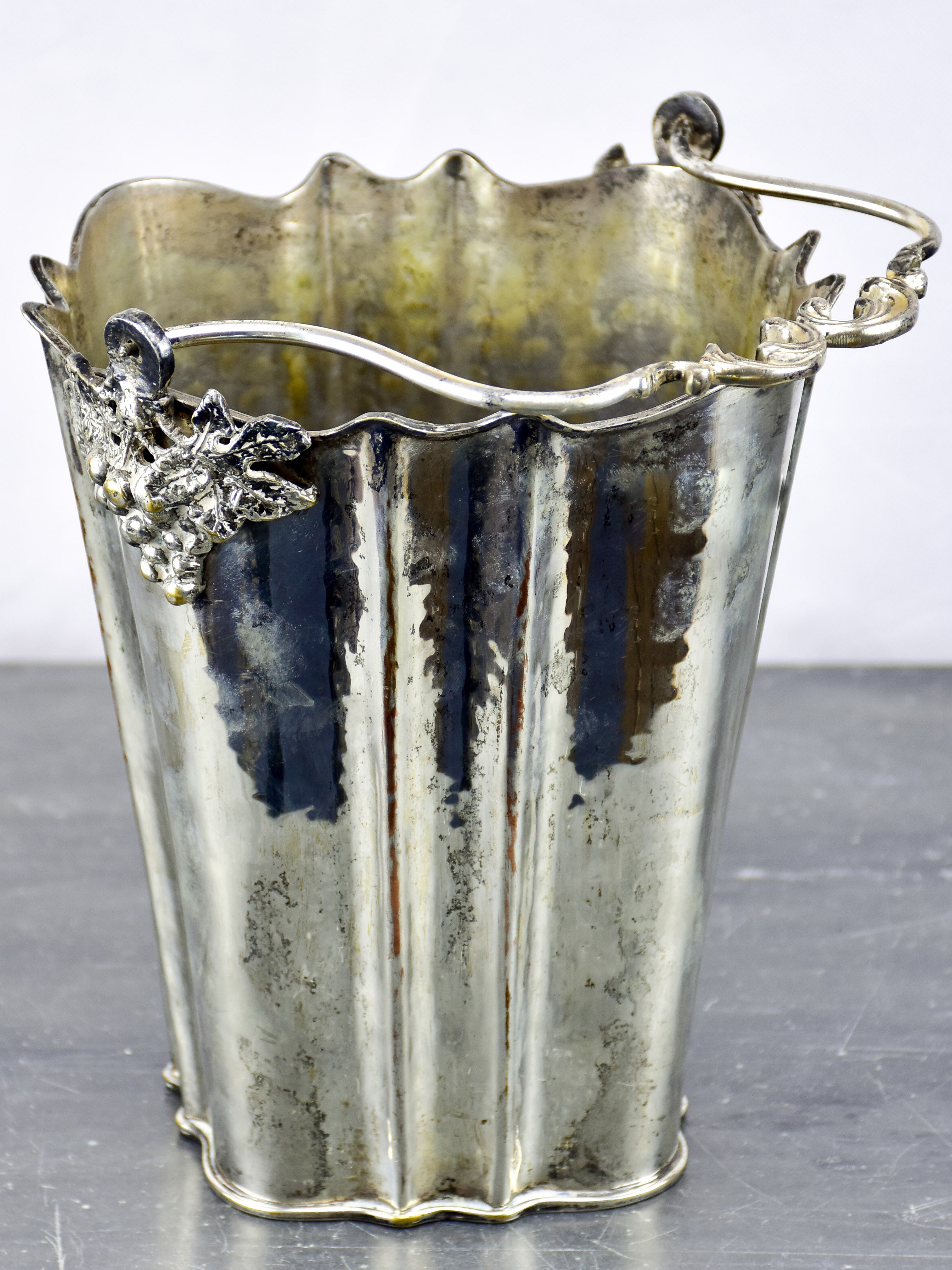 Antique French ice bucket with handle