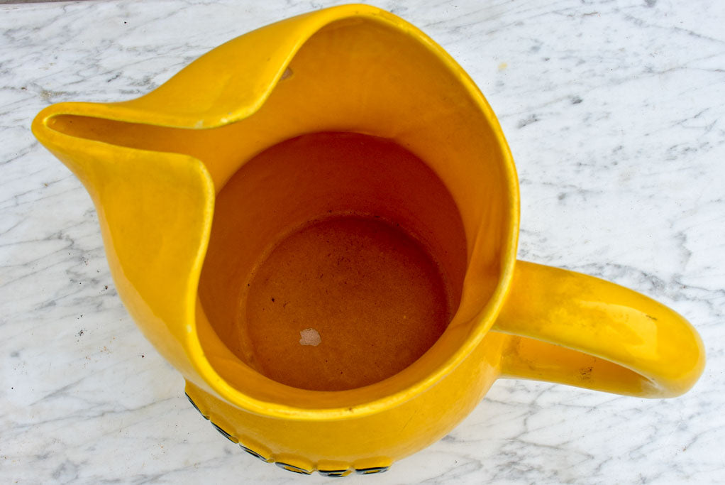 Historical Berger rugby commemorative Pastis pitcher
