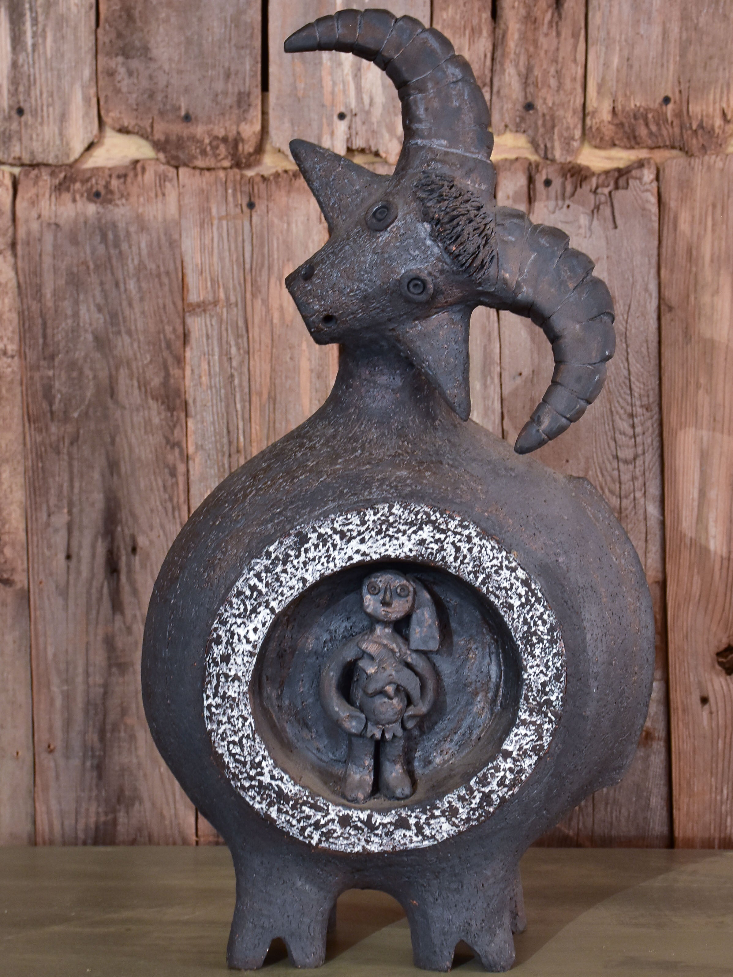 Contemporary ceramic sculpture by Dominique Pouchain