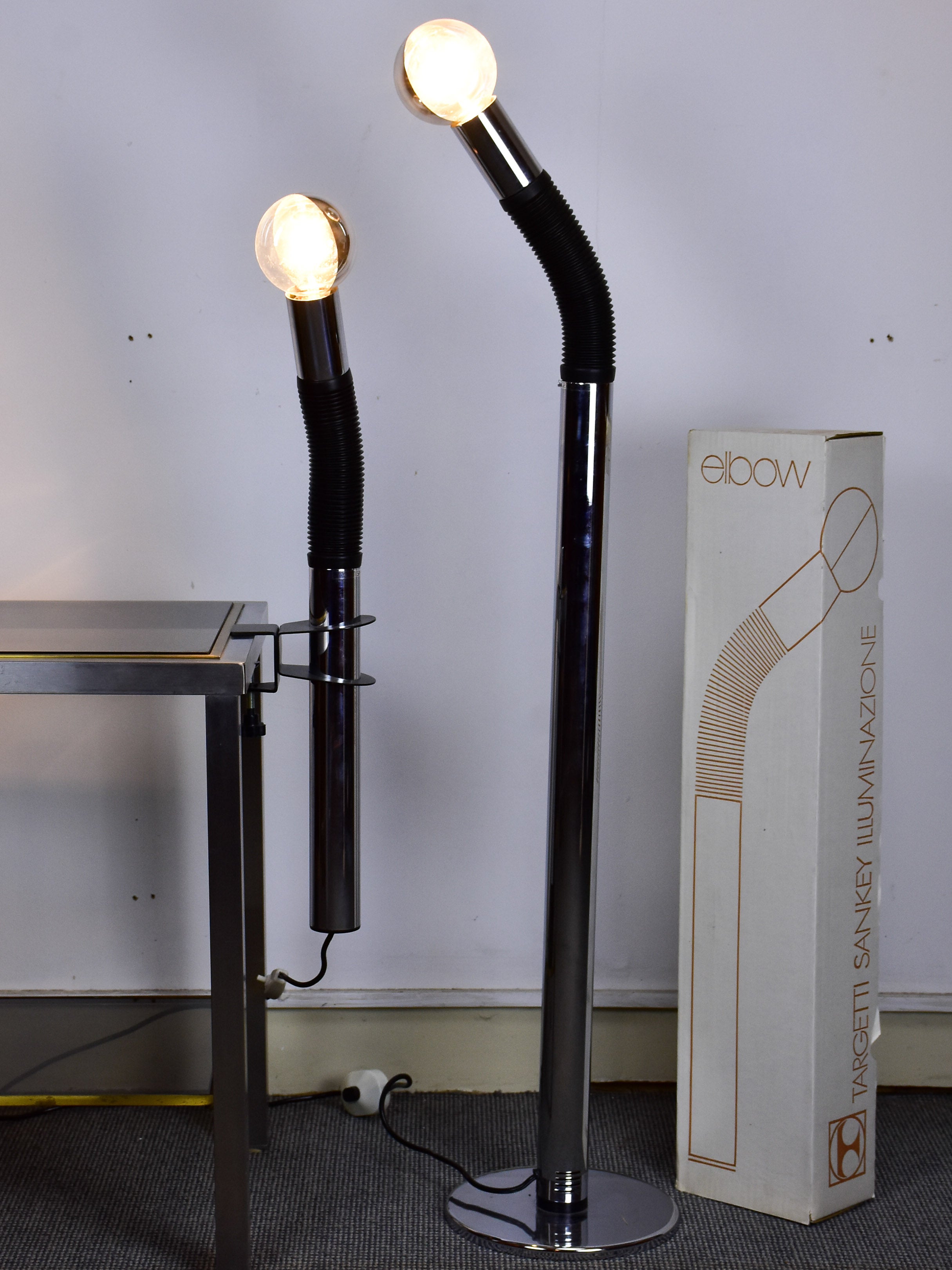 Elbow floor lamp by Targetti Sankey - original box