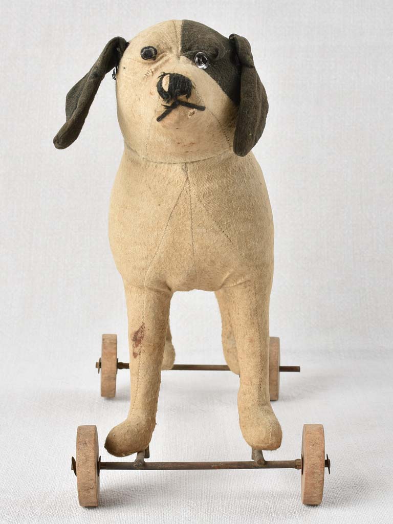 Late 19th century dog pull-toy - fabric
