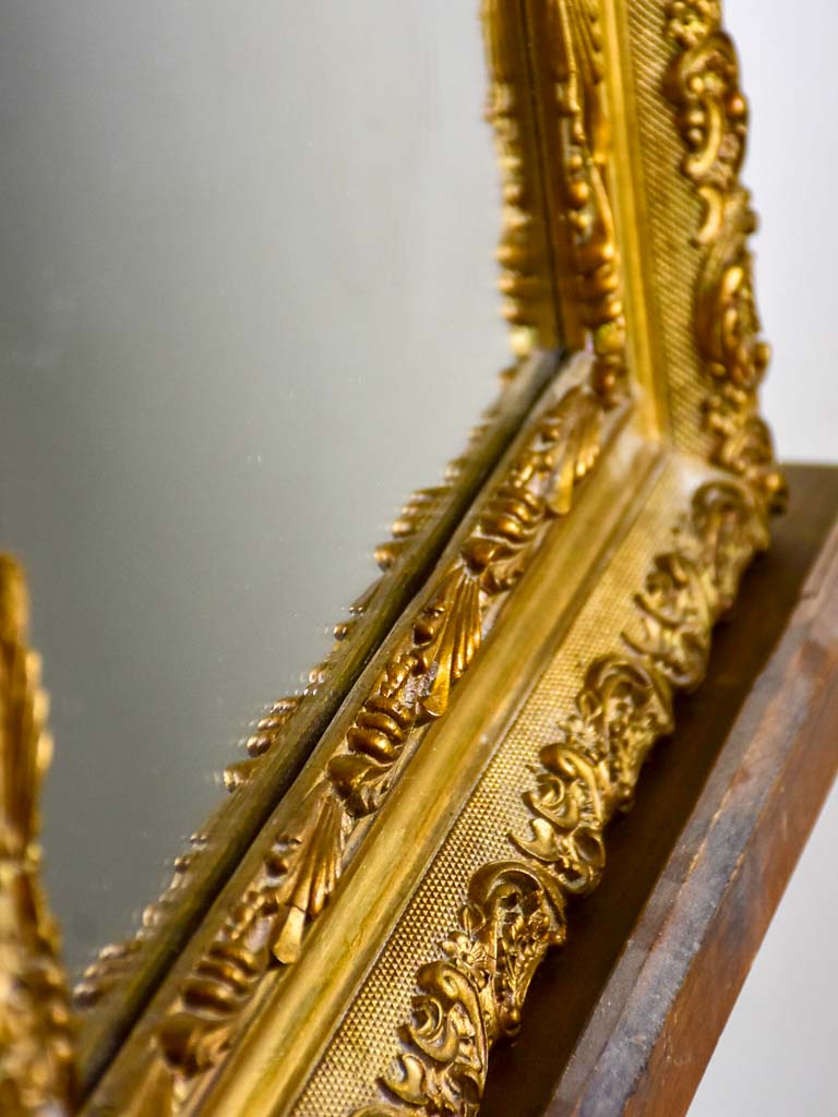 Pretty antique French mirror with decorative frame 21¼" x 25¼"