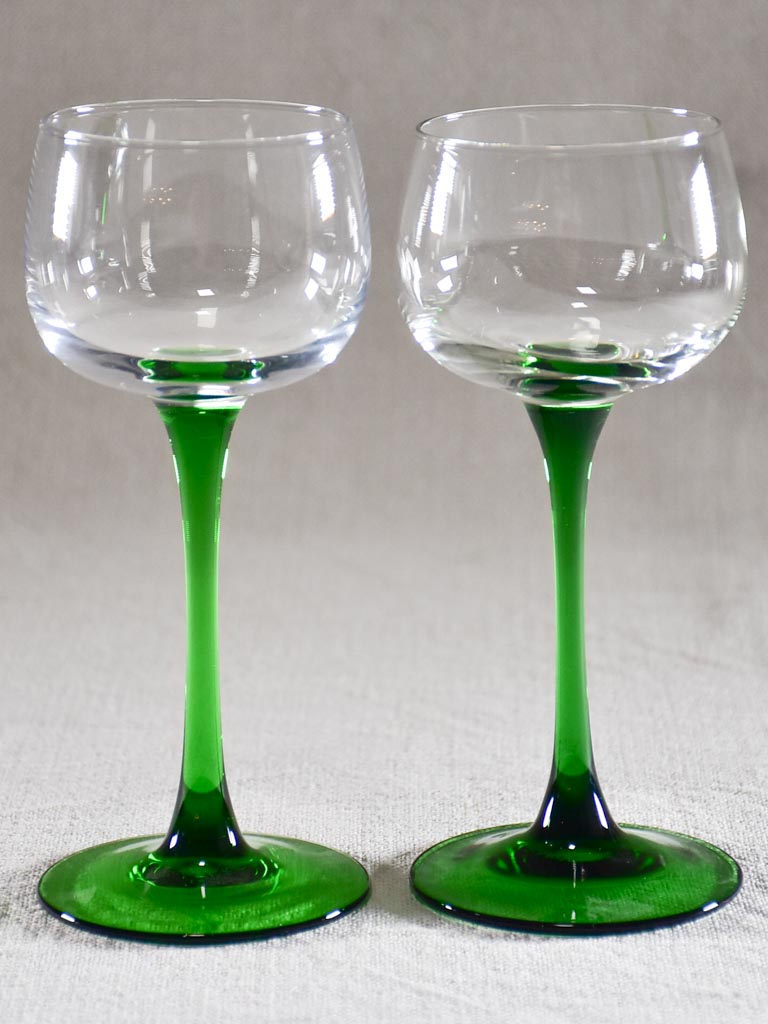 Set of 11 Alsace wine glasses with green stems