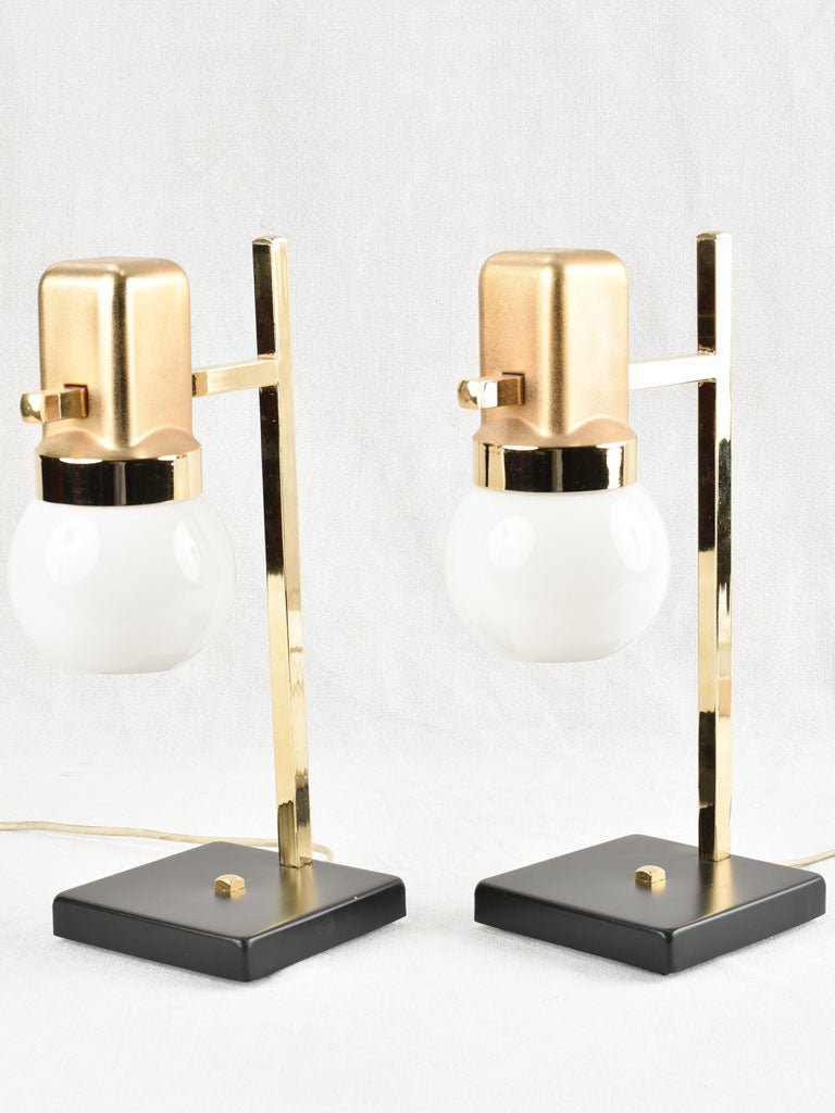 Pair of modern table lamps / bed side lamps 14½"