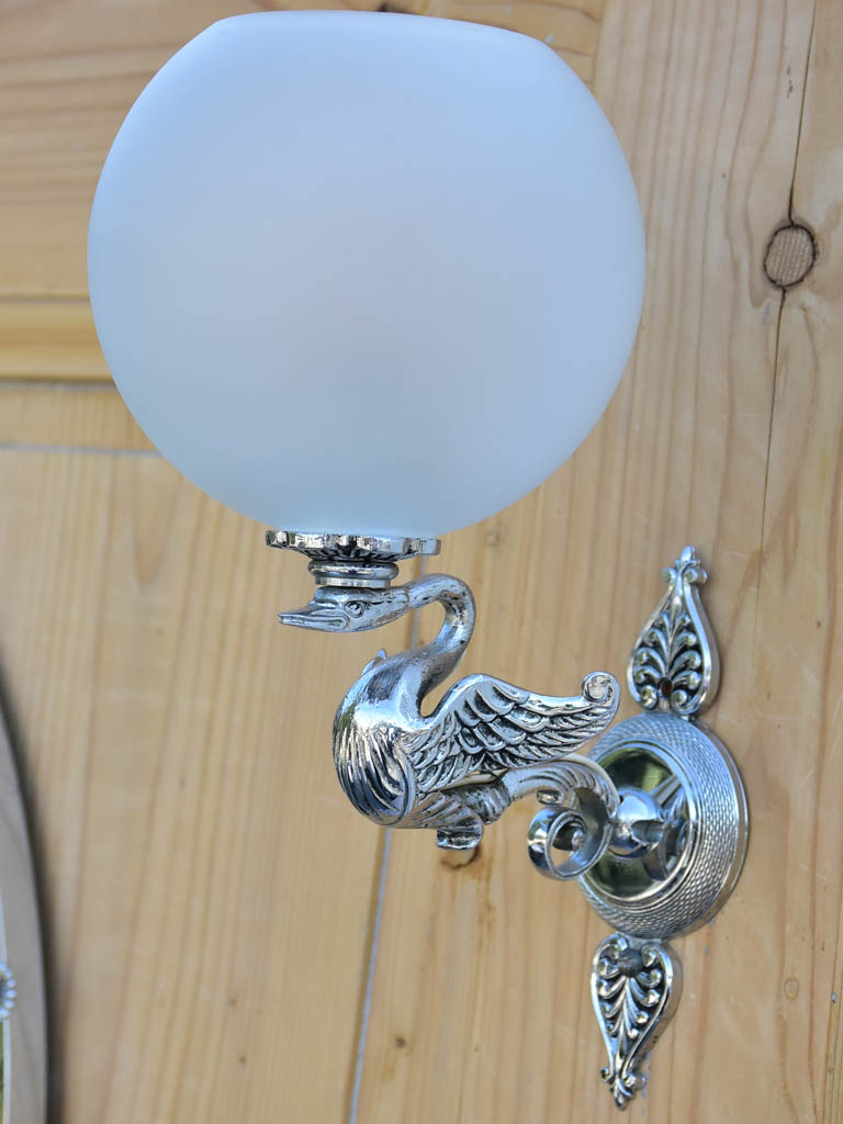 Rare set of bathroom hardware accessories decorated with swans - 1950's