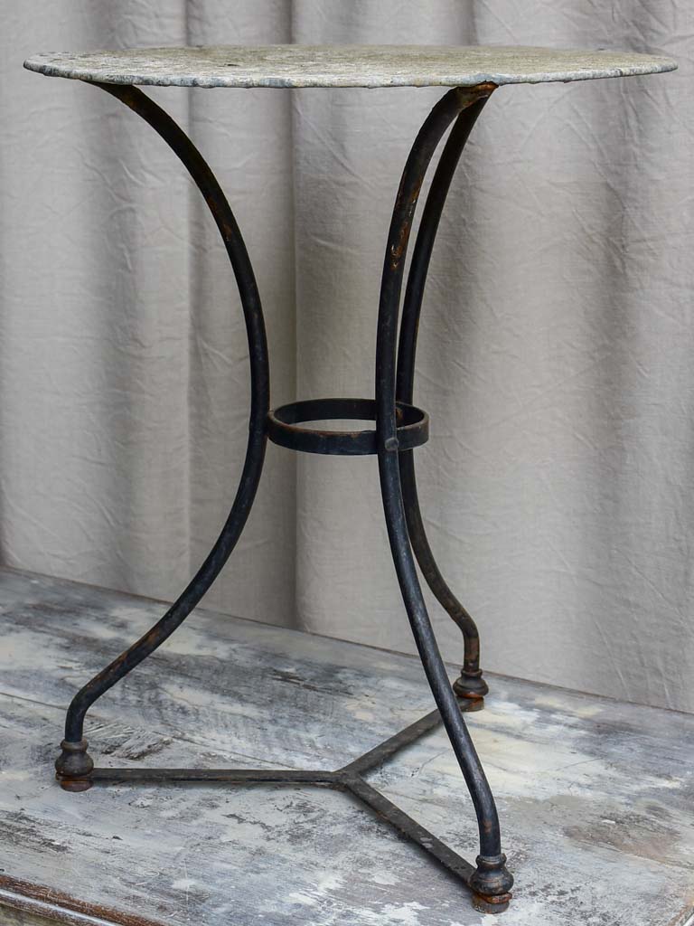 Round antique French garden table