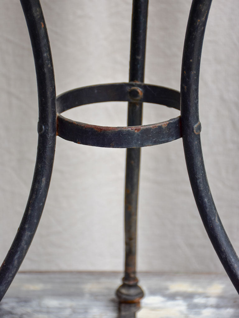 Round antique French garden table