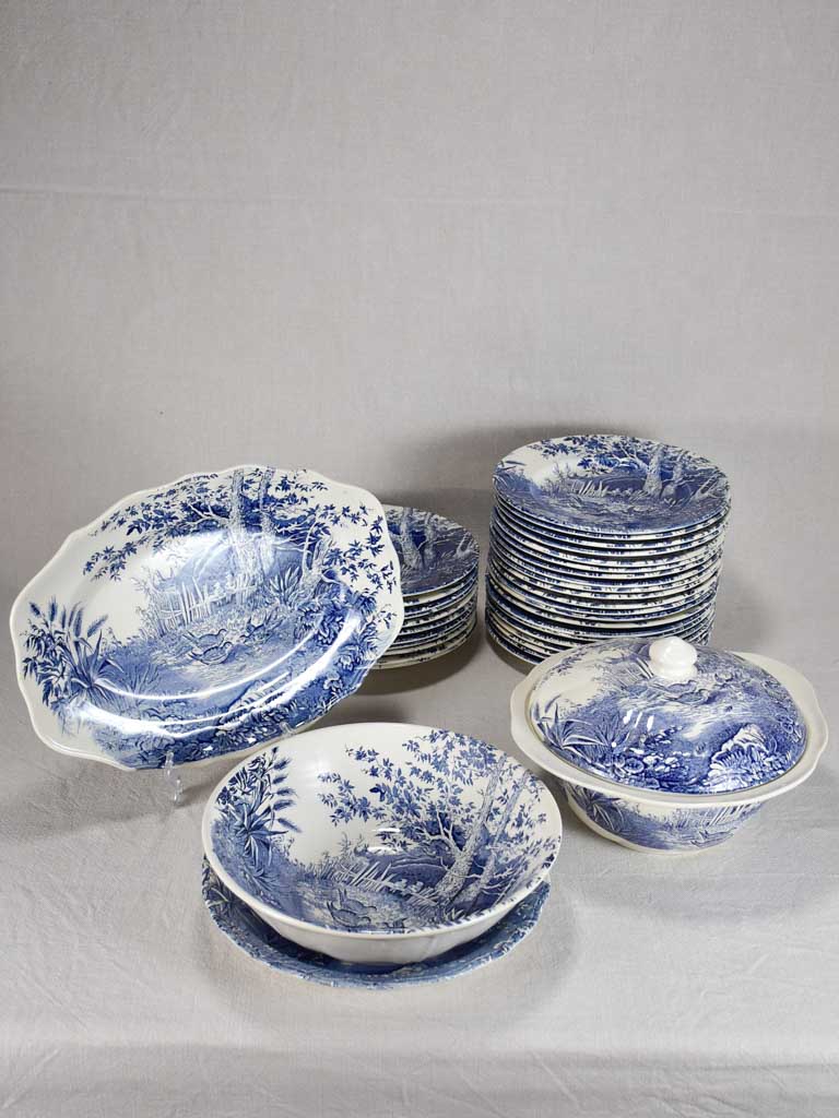 Luneville faience English style dinnerware - blue and white hunting scene