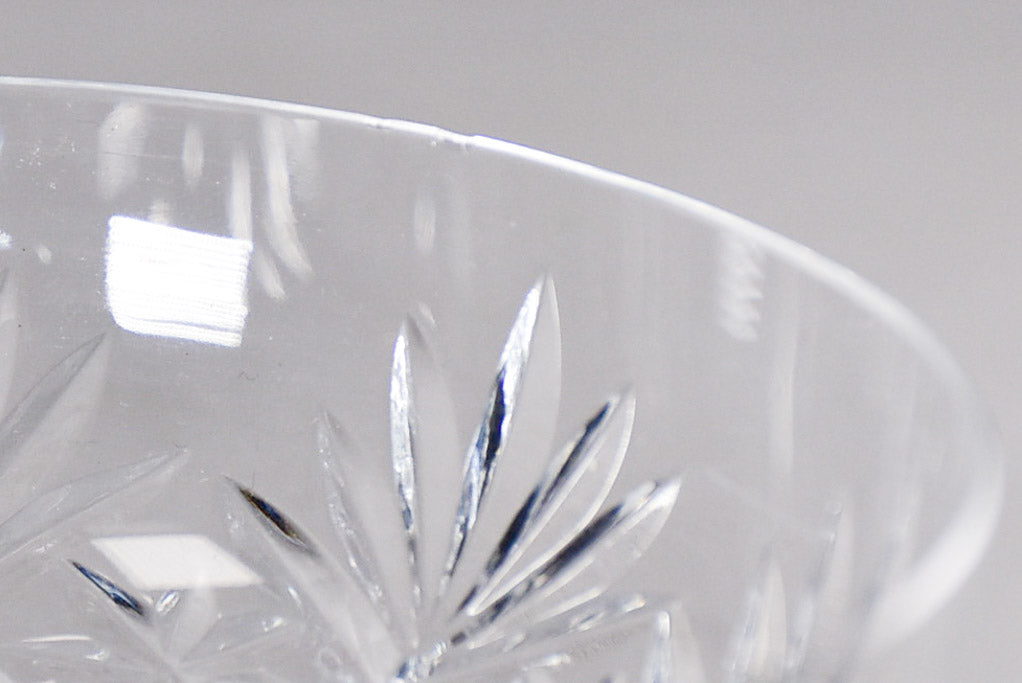 Set of 12 crystal champagne coups