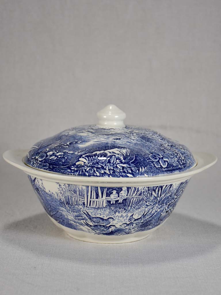 Luneville faience English style dinnerware - blue and white hunting scene