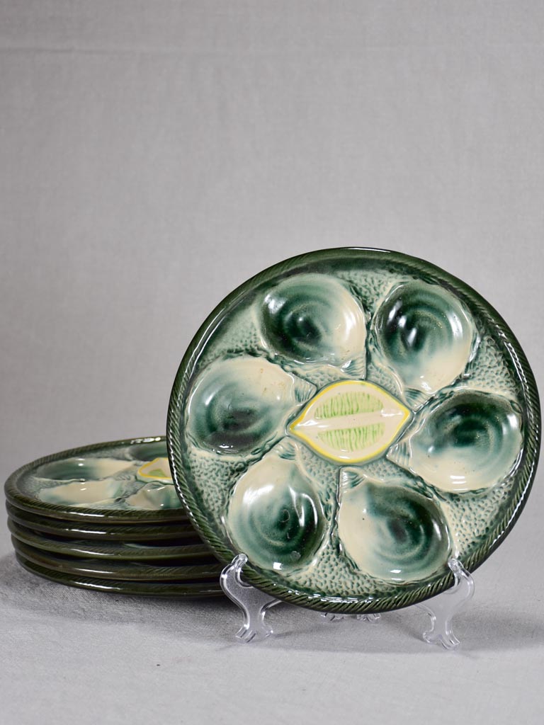 Six vintage oyster serving plates - Saint Clement Barbotine