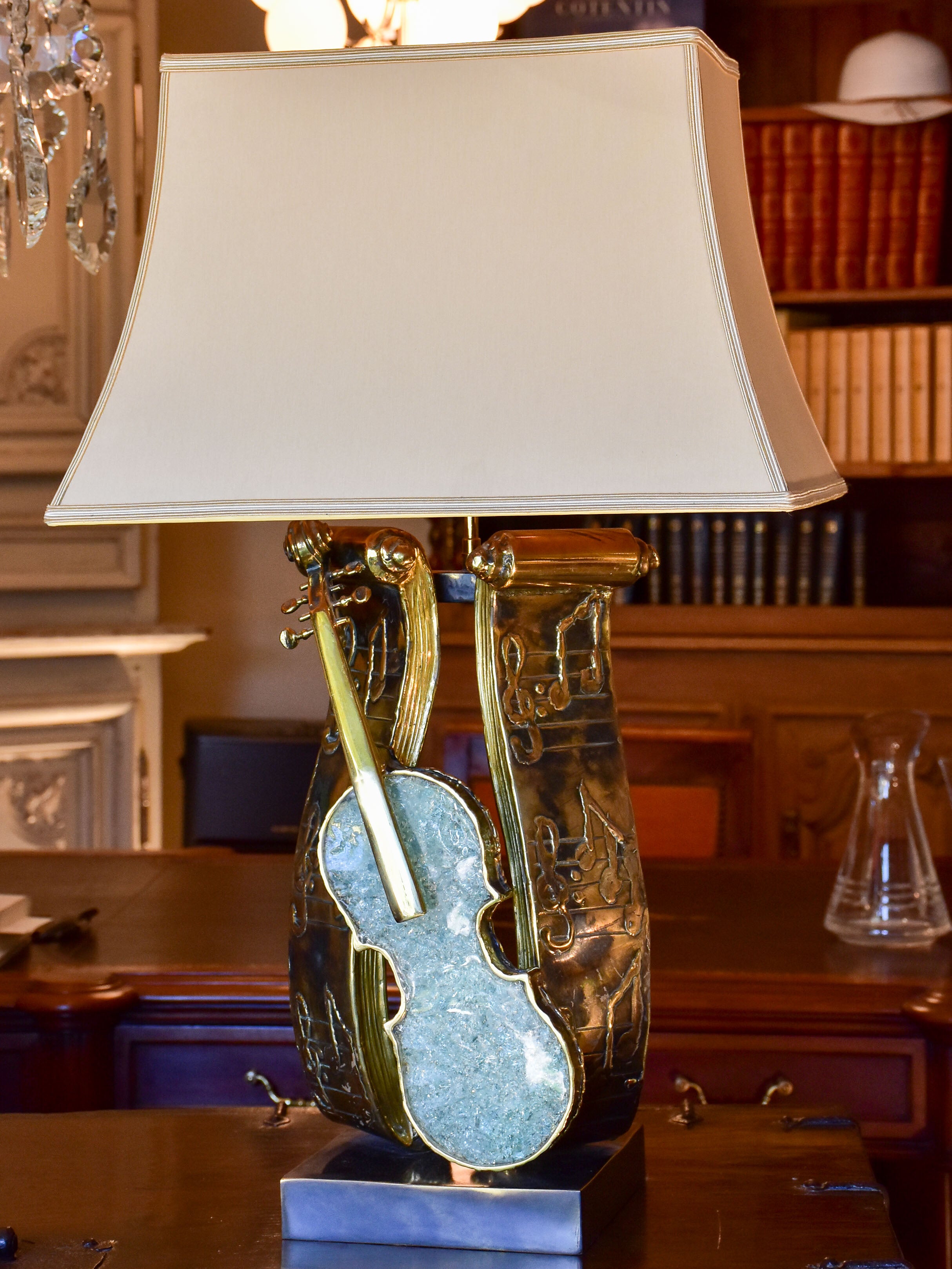 Signed vintage violin table lamp with bronze stand