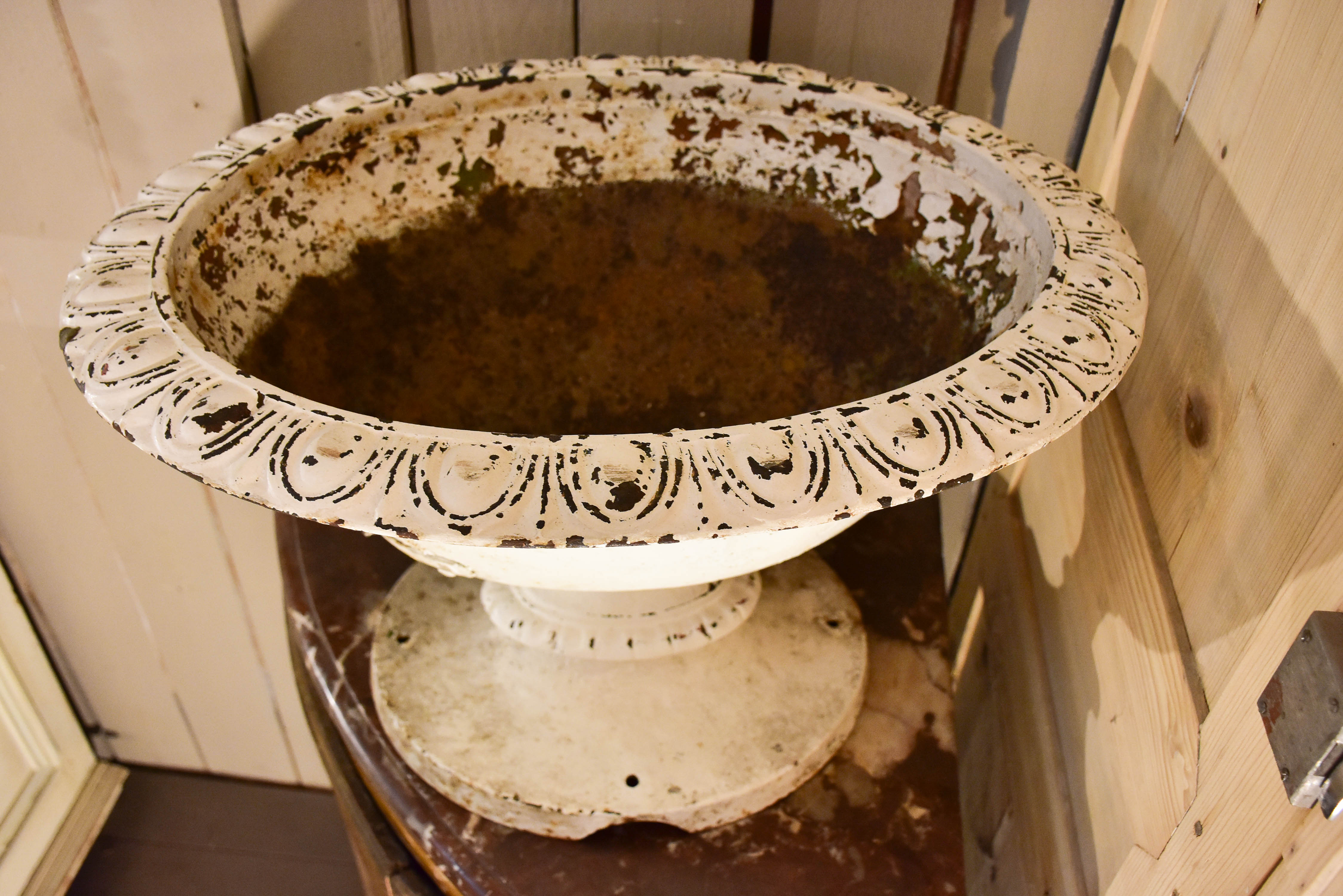 Large Napoleon III oval medici garden urn