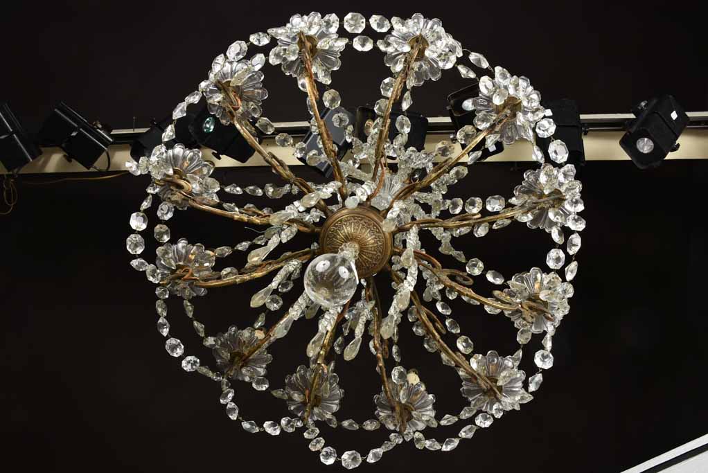 12 light crystal & bronze chandelier - 19th century - 24¾" diameter