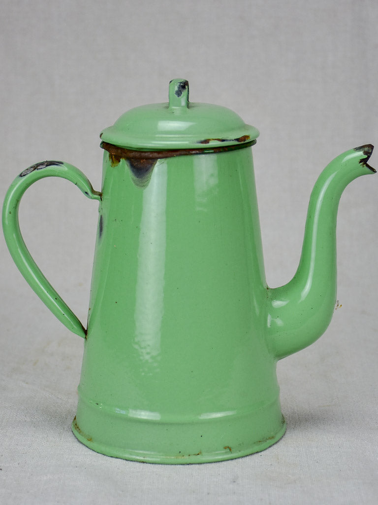 1950's enamel coffee pot - pea green 8¼"