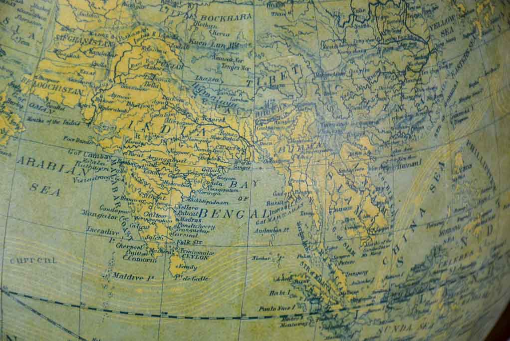 Napoleon III style world globe 21¾"