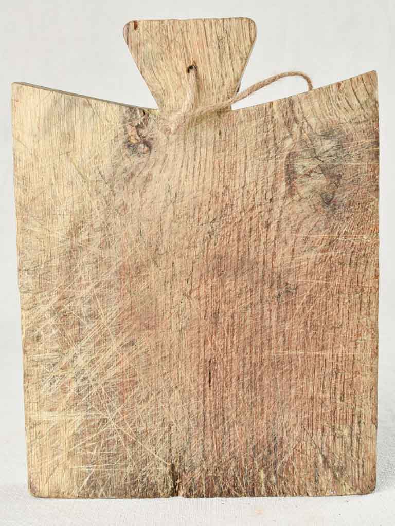 Miniature vintage cutting board 10¼"