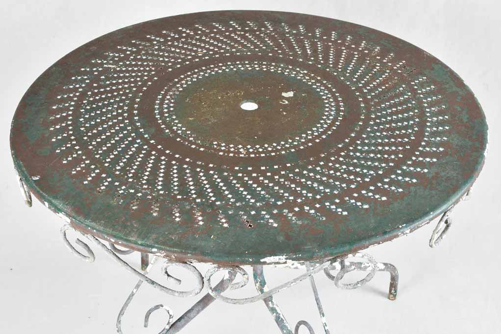 Mid-century classic outdoor dining set