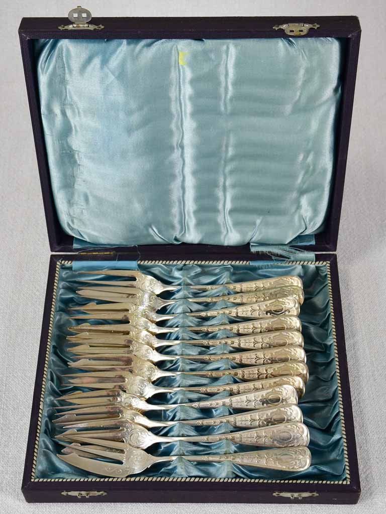 Set of 12 silverplate fish forks - WMFN hallmark