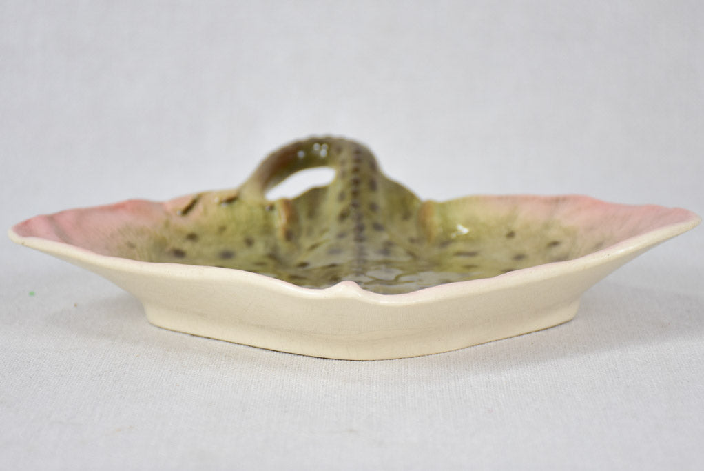 Antique 'sting ray' earthenware serving plate 9½"