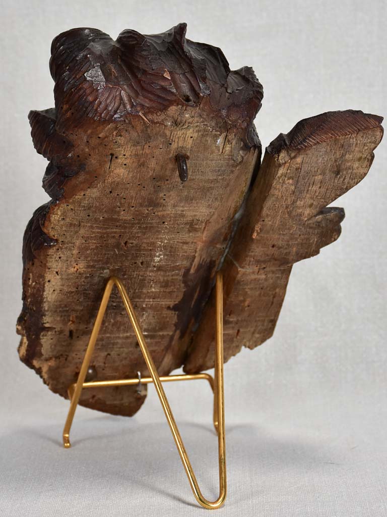 17th-century carved angel sculpture 11"