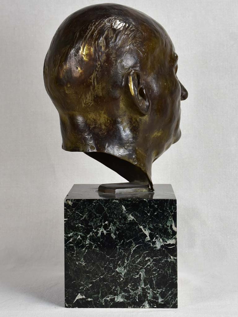 Distinctive Parisian artist's signed artifact