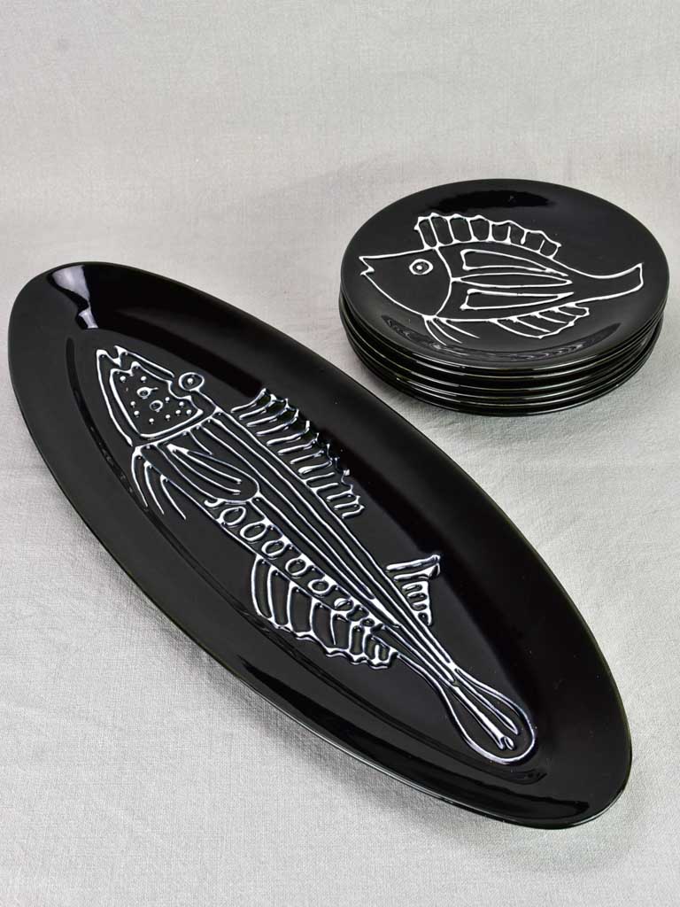 Stunning large black and white fish platter with six plates - Robert Picault for Longchamp 24½"