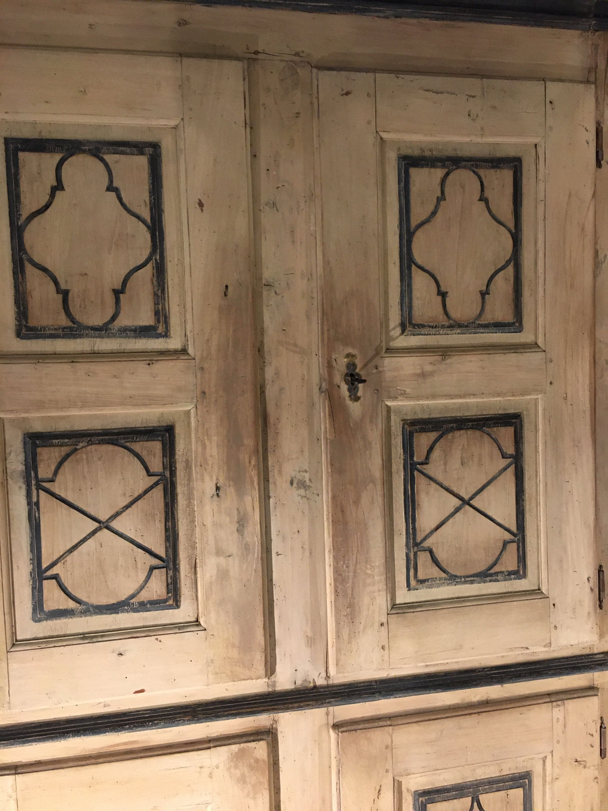 Very large 17th Century Italian cabinetry boiserie
