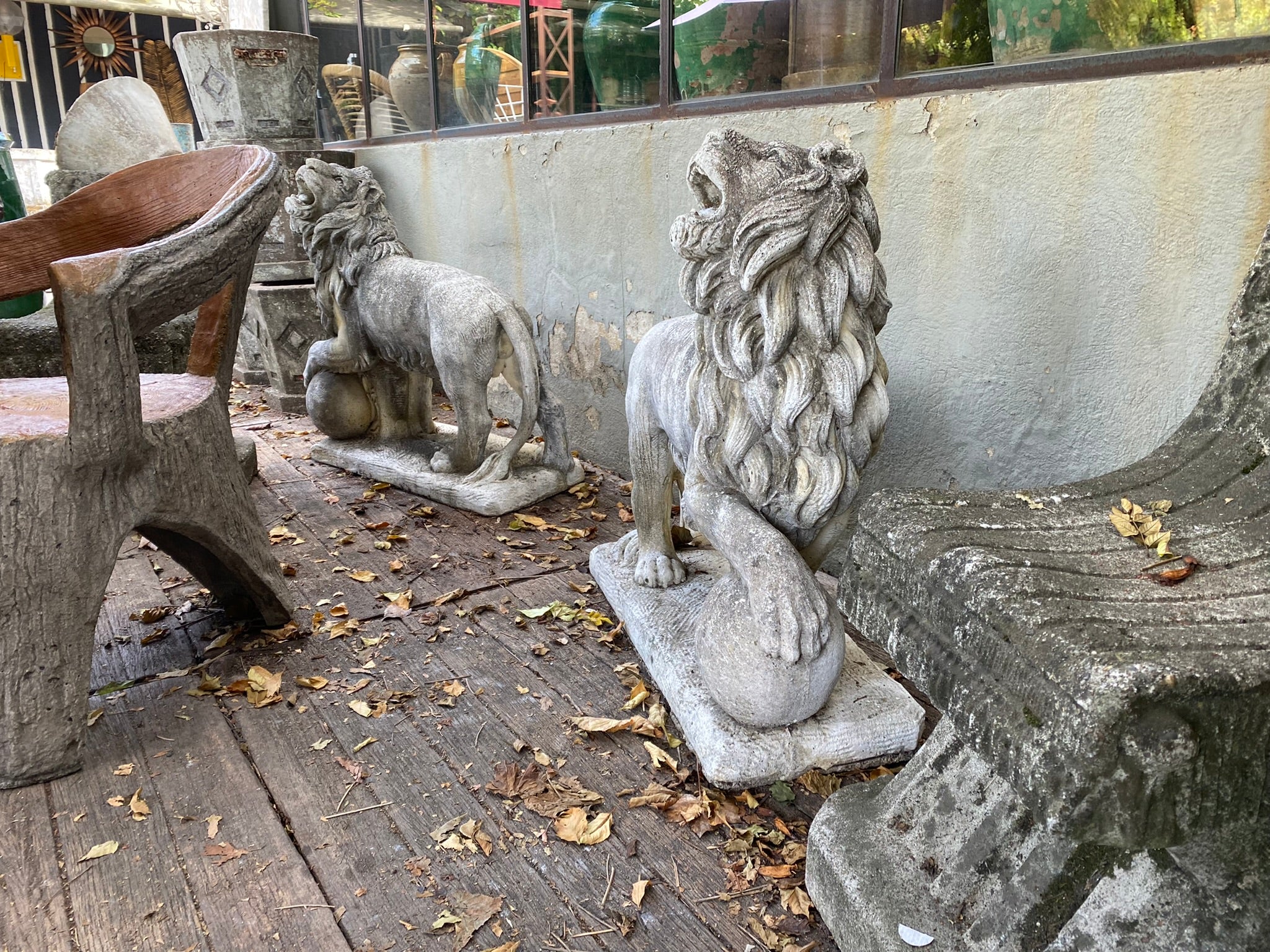 Spectacular pair of lion sculptures - 1940s - Medici Lions 30"