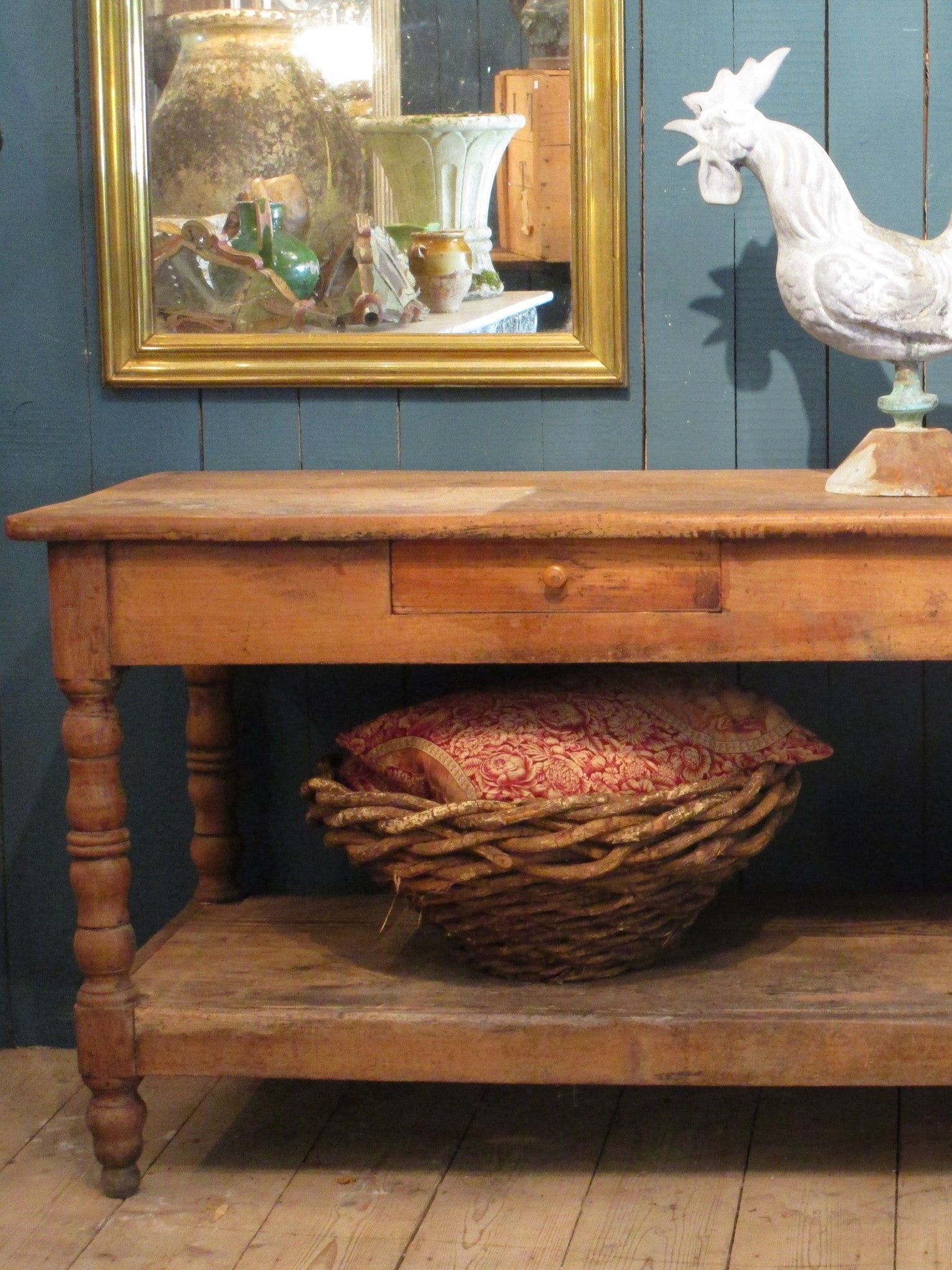 Large French drapers table