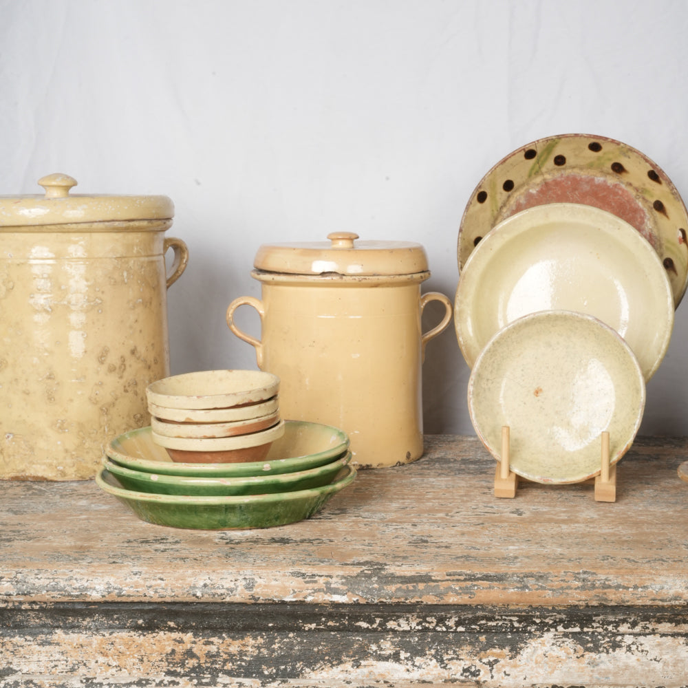 Antique & Vintage Pottery