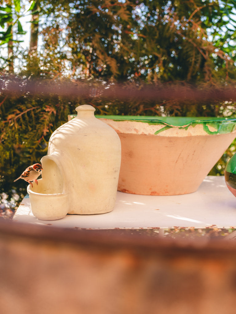 Subtly textured mid-century tian