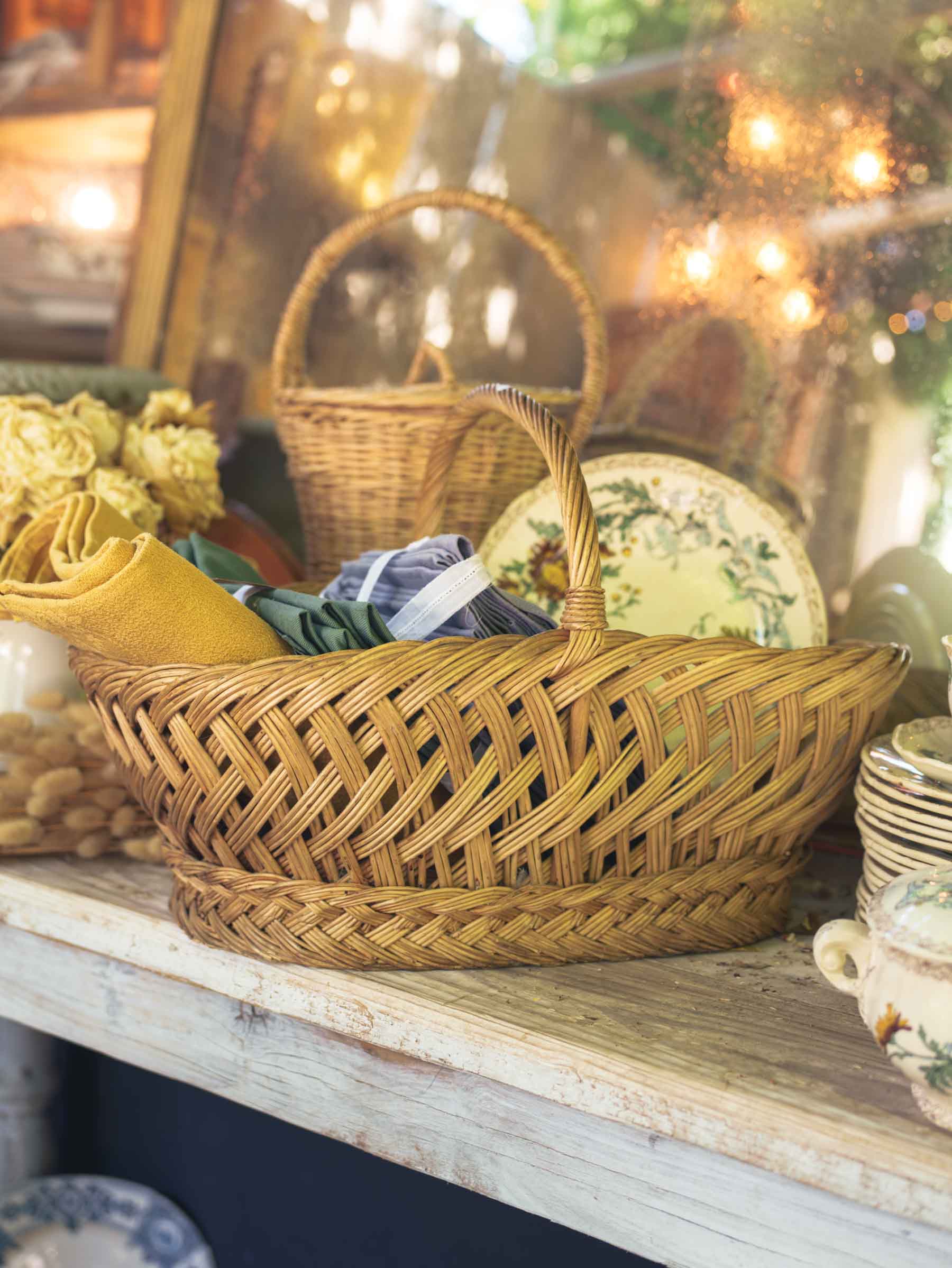 Provençal Market Basket in Hand-Woven Wicker - 22½" x 13¾"
