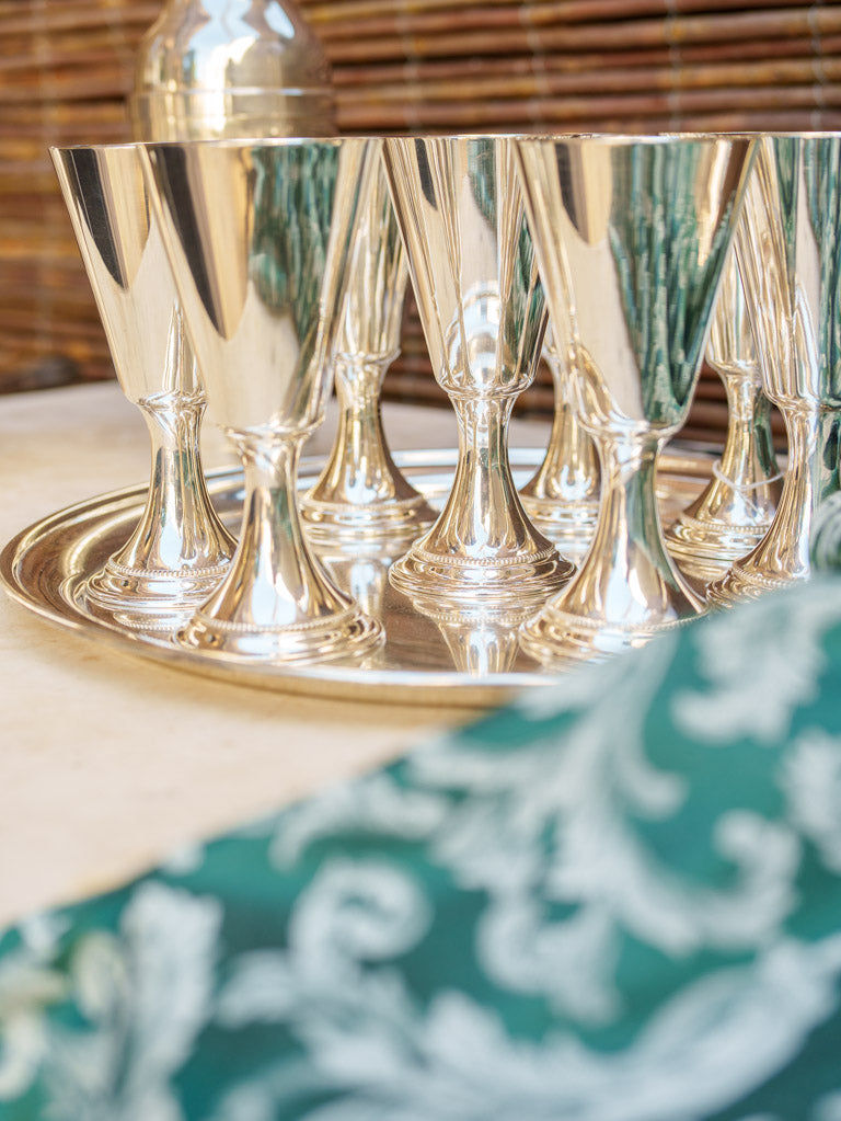 Luminous sheen silver-plated goblets