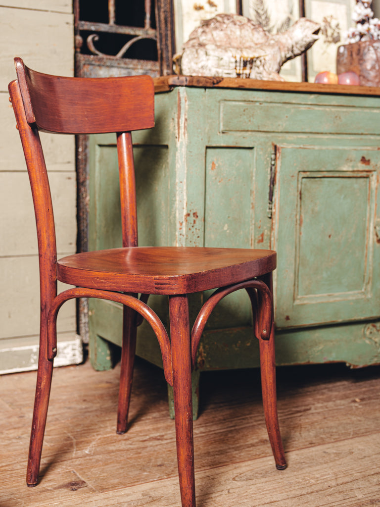 Bentwood chair ① Set of Six Mid Century Thonet Bentwood Chairs