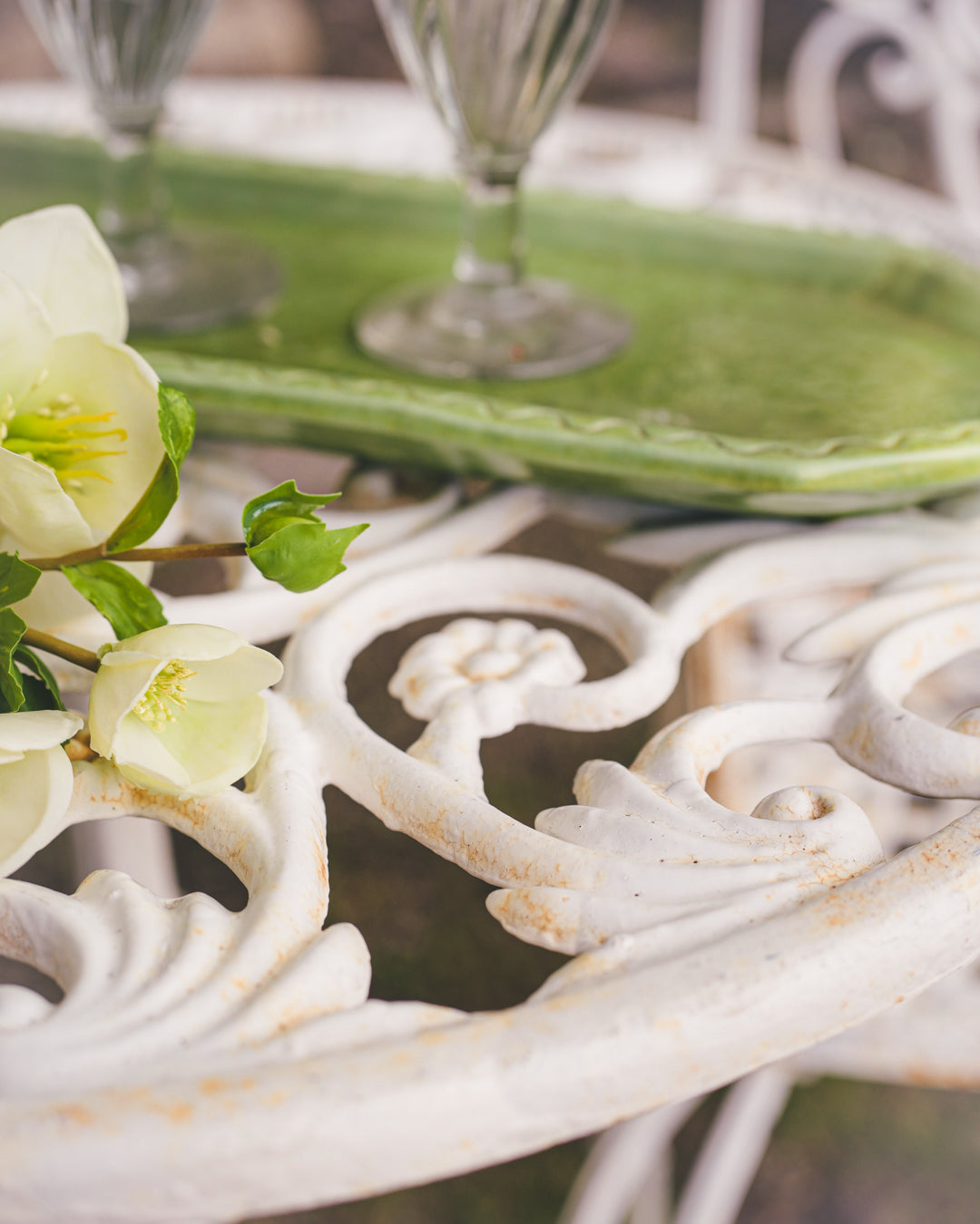 Elegant collectible ceramic platter