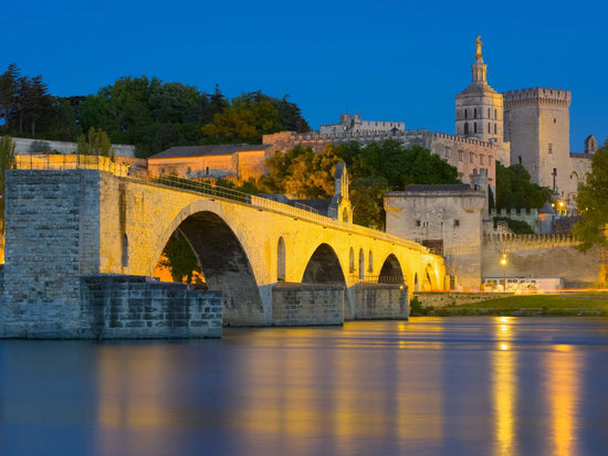 Dance to the famous song on the Pont d'Avignon