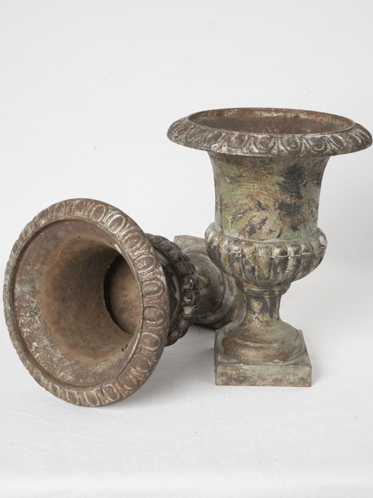 Charming rustic Medici urns  