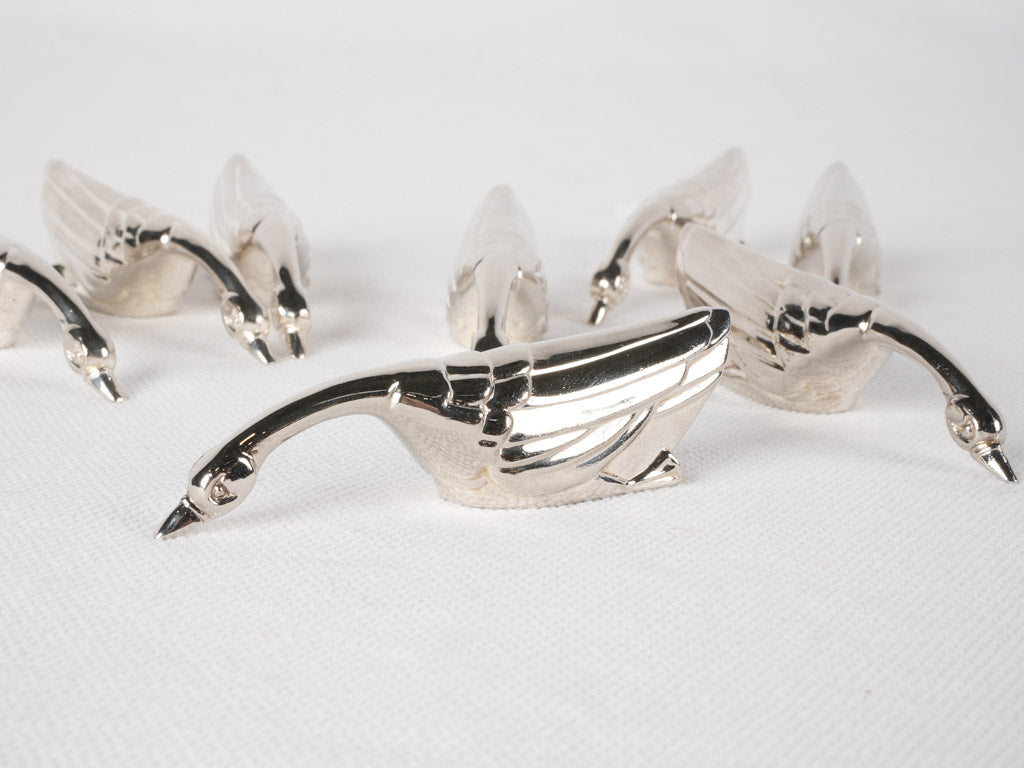 Timeless design steel knife separators