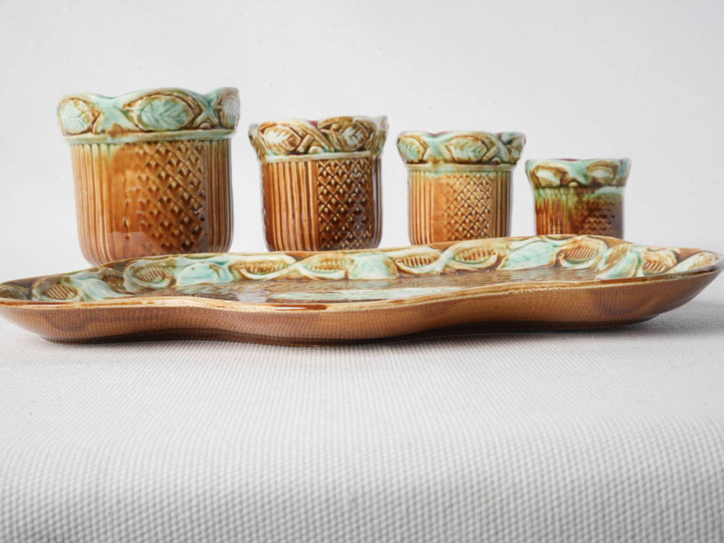 Vibrantly Colored Onnaing Trellis Pieces