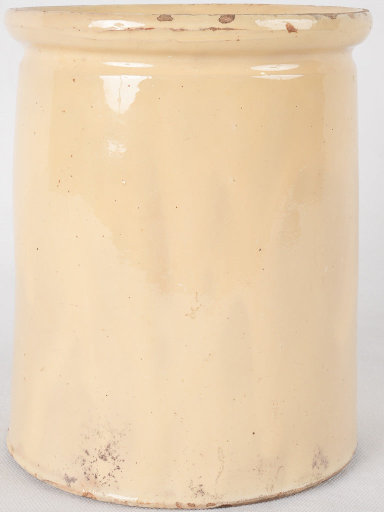 Confit pot w/ pale yellow glaze 7½"