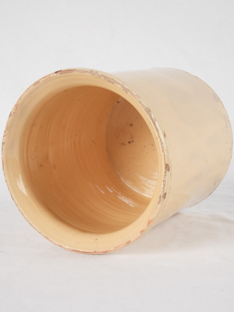 Confit pot w/ pale yellow glaze 7½"