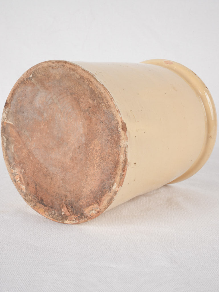 Confit pot w/ pale yellow glaze 7½"