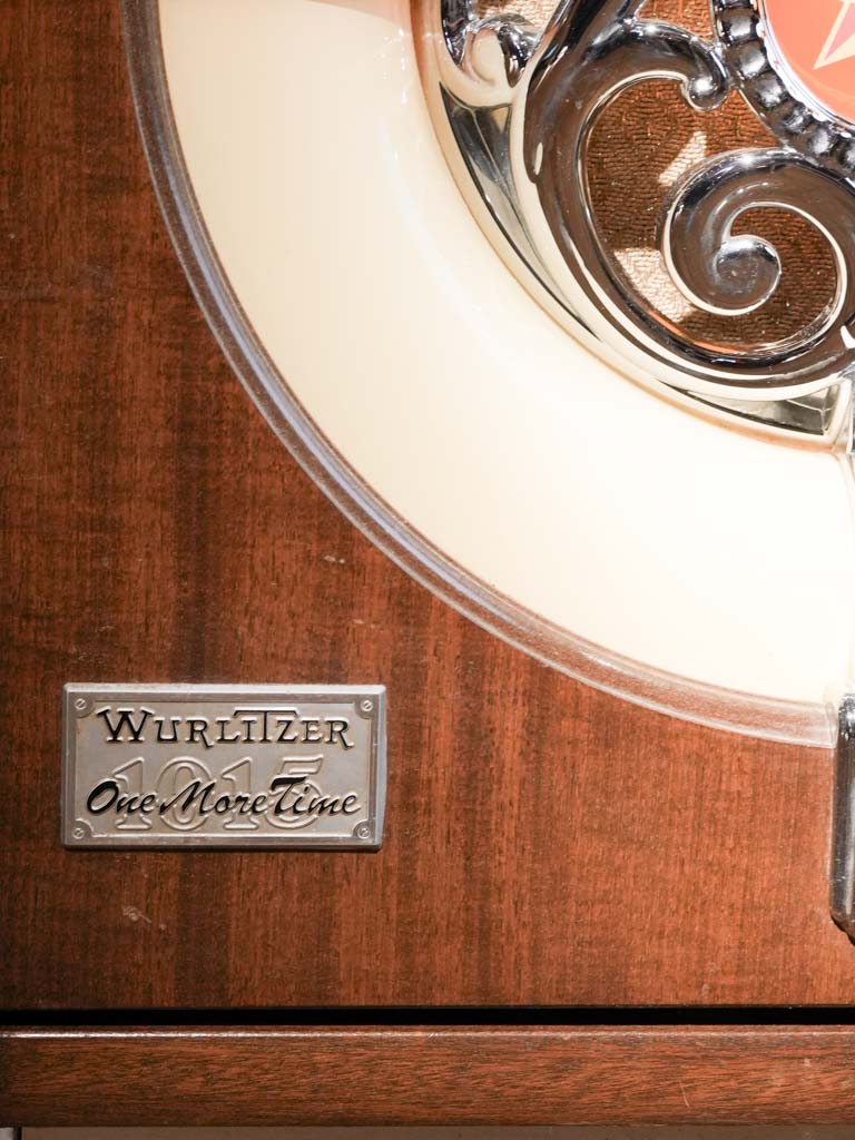 Authentic reissued Wurlitzer Vinyl Jukebox