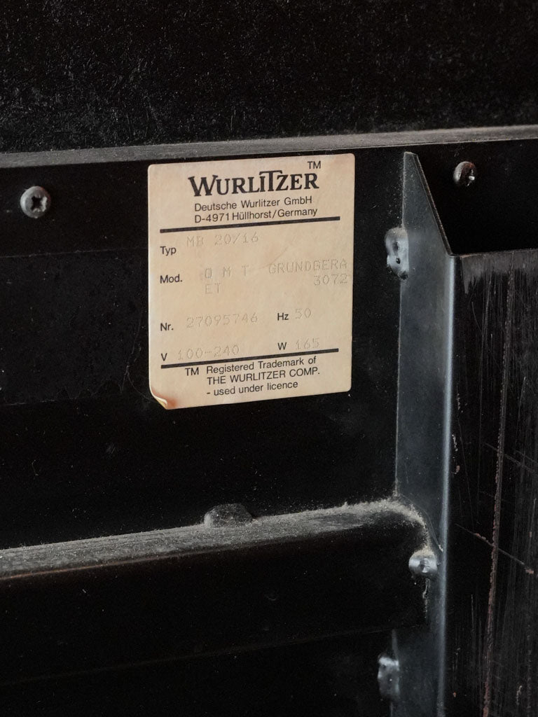 Chic reissued Wurlitzer Vinyl Jukebox
