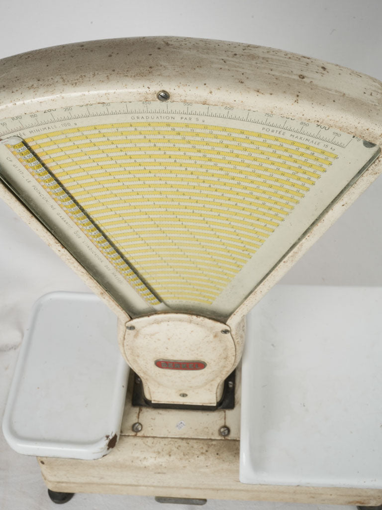 Timeless Berkel enamel scale