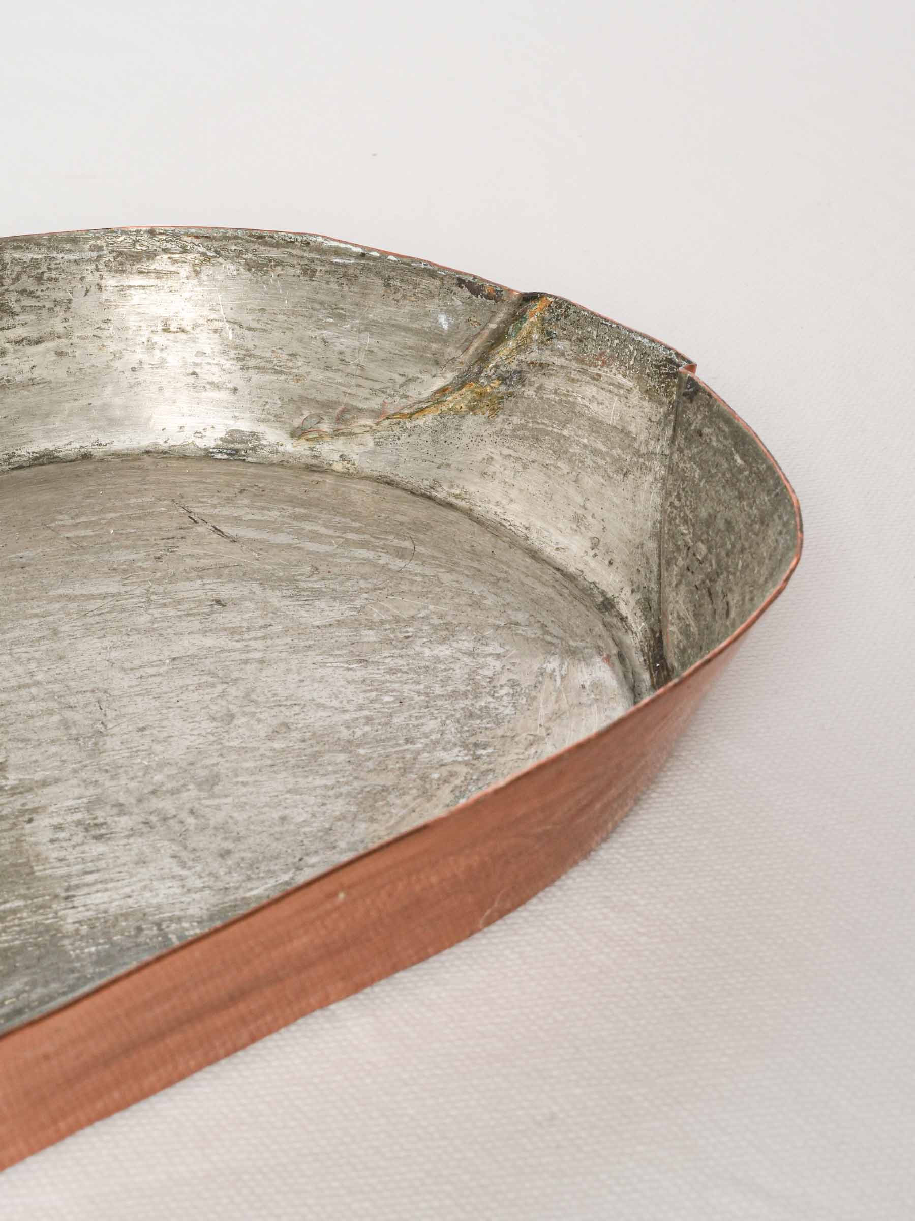 Antique French Copper Lèchefrite with Iron Handle